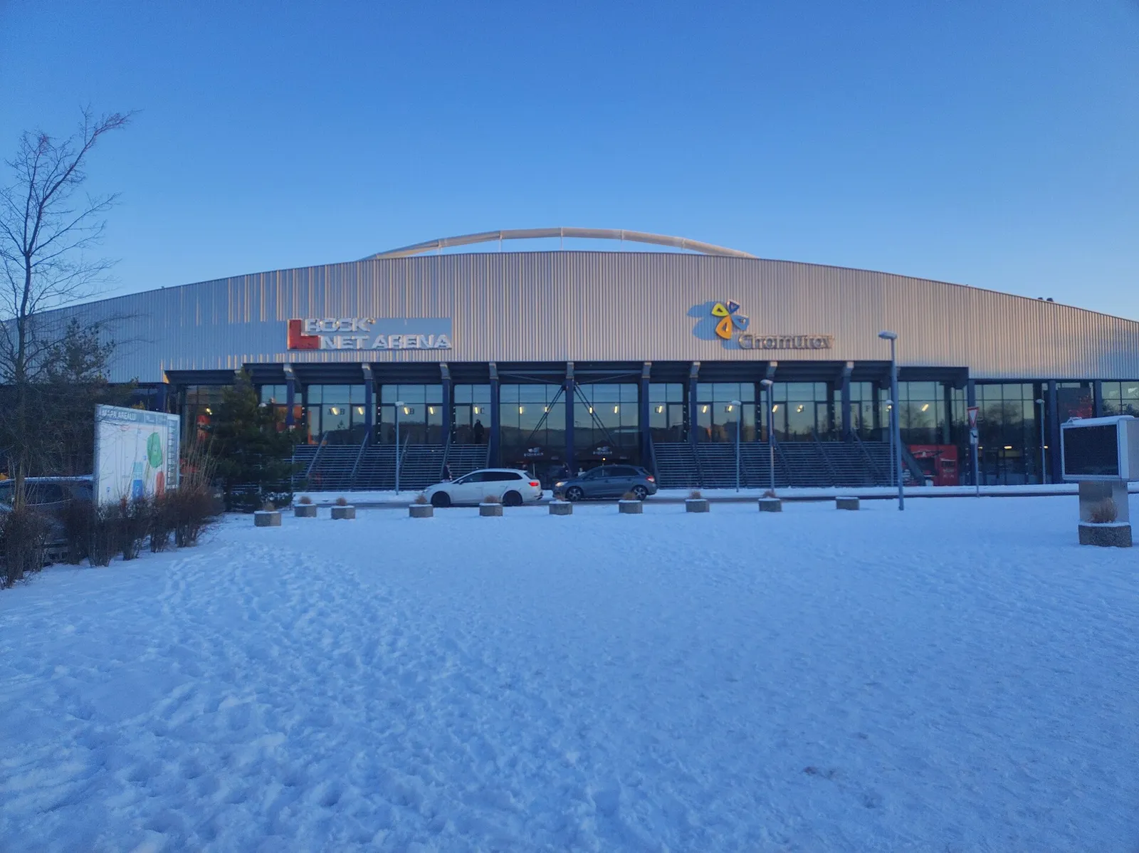 Die Arena im Winter